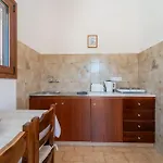 Maria *
