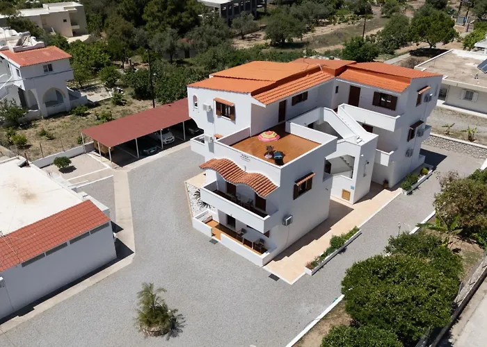 Maria * Πεύκος